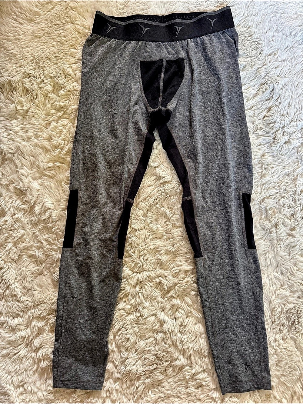 Old Navy Active Men's Gray & Black Athletic Jogger Pants